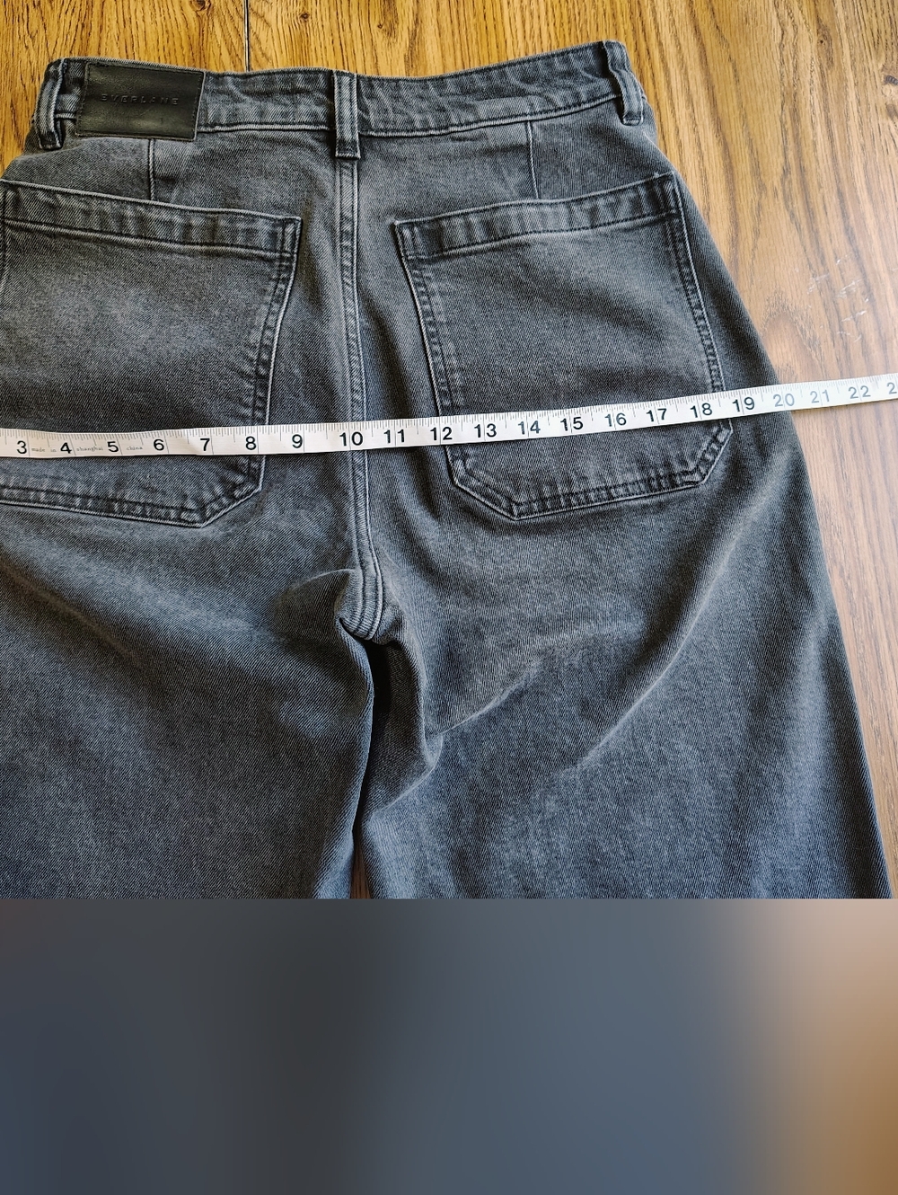 Everlane Utility Barrel Jeans Organic Cotton, Women's, Washed Black size 27. - Picture 10 of 16